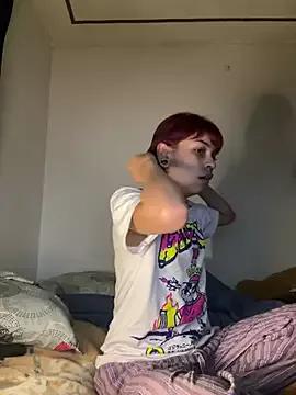 Star_loveee from StripChat is Freechat