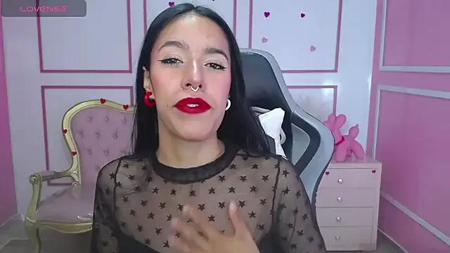 stephania_t from StripChat is Freechat