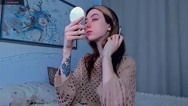 Girls: Stay up-to-date with the new immersive cumshows range and check-out the cutest escorts exhibit their wet clitoris and sweet physiques as they strip off and climax.