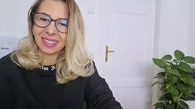 Girls: Stay up-to-date with the new immersive cumshows range and check-out the cutest escorts exhibit their wet clitoris and sweet physiques as they strip off and climax.