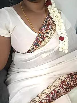 Photos of Tamil-hotwife from StripChat is Freechat