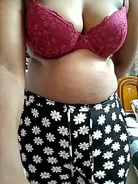 Photos of Tamil_aparna69 from StripChat is Freechat