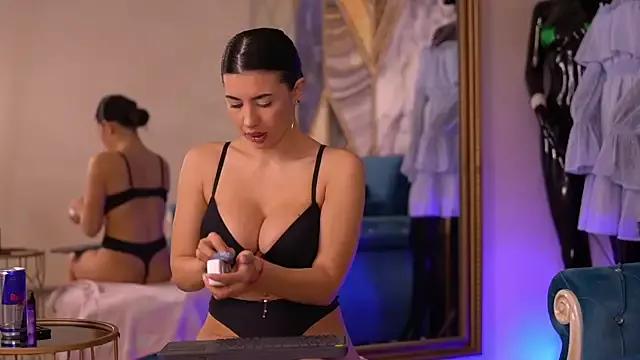 Girls: Stay up-to-date with the new immersive cumshows range and check-out the cutest escorts exhibit their wet clitoris and sweet physiques as they strip off and climax.