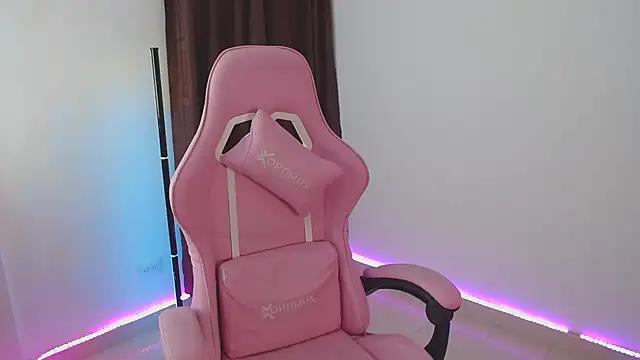 tastymeli from StripChat