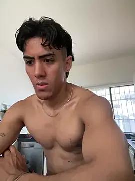 Taylercross from StripChat is Freechat