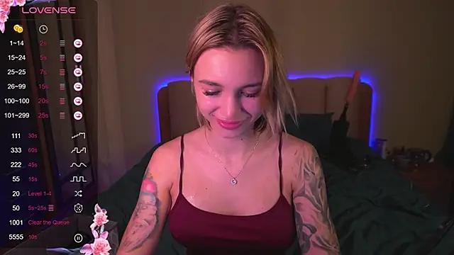 Girls: Stay up-to-date with the new immersive cumshows range and check-out the cutest escorts exhibit their wet clitoris and sweet physiques as they strip off and climax.