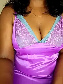 Girls: Stay up-to-date with the new immersive cumshows range and check-out the cutest escorts exhibit their wet clitoris and sweet physiques as they strip off and climax.