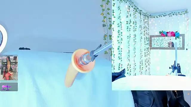 Tiffanny_Love_ from StripChat is Freechat
