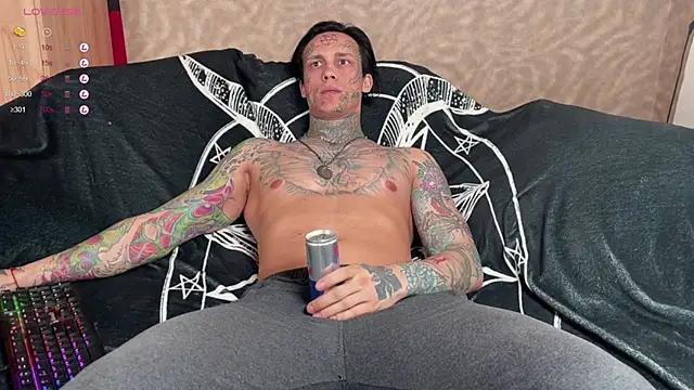 Tommmy__Gun from StripChat
