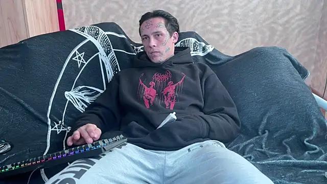 Tommmy__Gun from StripChat