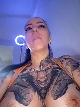 Photos of vamporasuccubus19777 from StripChat is Freechat