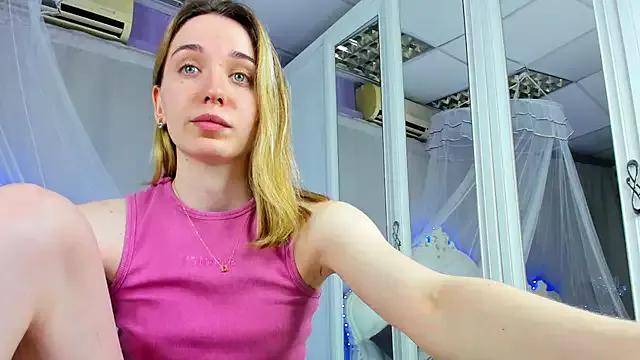 VanilBunny from StripChat is Freechat