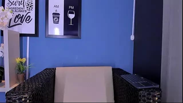 VioletaaLee_ from StripChat is Freechat