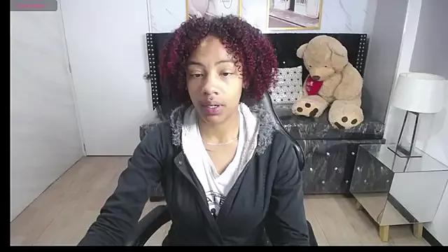 Violeth_b from StripChat is Freechat
