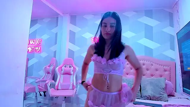 Girls: Stay up-to-date with the new immersive cumshows range and check-out the cutest escorts exhibit their wet clitoris and sweet physiques as they strip off and climax.