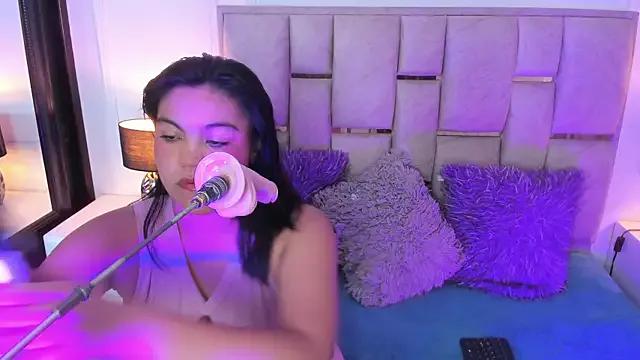 Girls: Stay up-to-date with the new immersive cumshows range and check-out the cutest escorts exhibit their wet clitoris and sweet physiques as they strip off and climax.