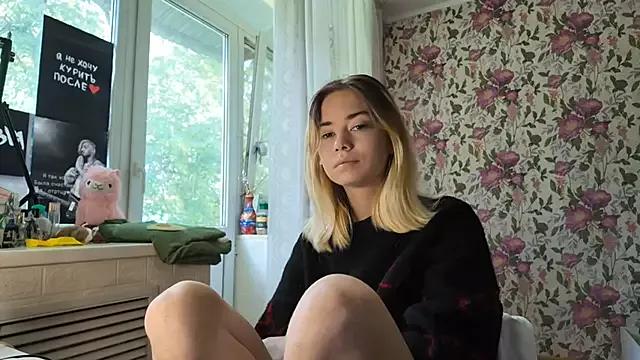 Witching_Moon from StripChat is Freechat