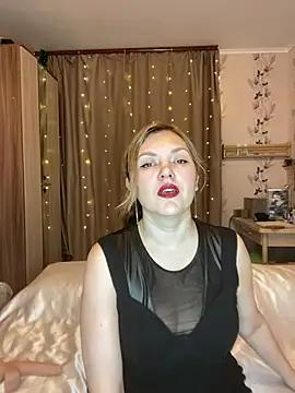 wowthatmummy from StripChat