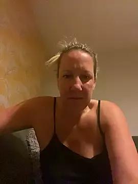 Photos of X-Victoria-X from StripChat is Freechat