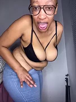 Girls ecstasy: Improve your chatting skills with these steamy streamers, and dive into the immersive world of exposed attraction.