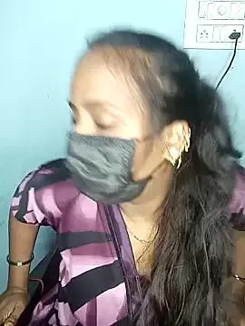 your-naina from StripChat is Freechat