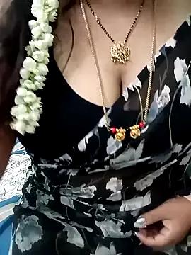 your-sameera from StripChat is Freechat