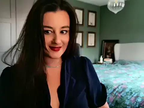 yourcassiexo from StripChat is Freechat