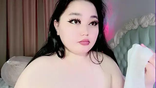 Girls: Stay up-to-date with the new immersive cumshows range and check-out the cutest escorts exhibit their wet clitoris and sweet physiques as they strip off and climax.