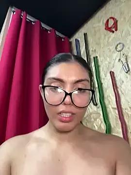 Get enchanted by the vitality and moves of our squirting, brunette and solo webcams. With their steamy costumes and masturbating shows, our gay-couples and nonude cam models are a sight to behold.