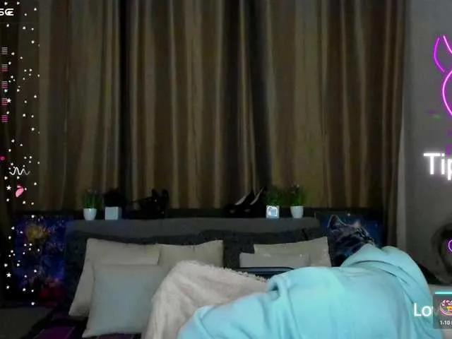 Offline Aliciafolow009 on BongaCams