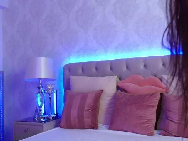 Offline AnnaKarina on BongaCams