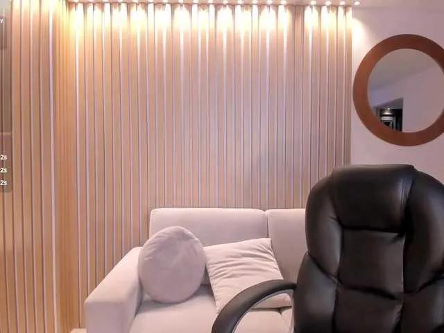 Freechat ArianaDumont on BongaCams