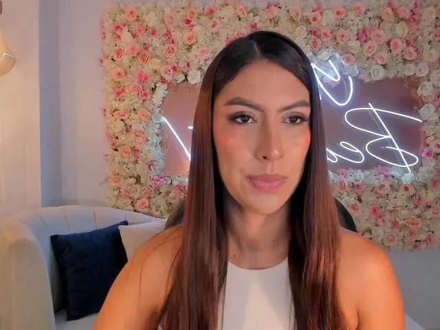 Freechat ArianaDumont on BongaCams
