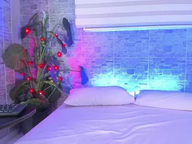 Offline BellaBlazze on BongaCams