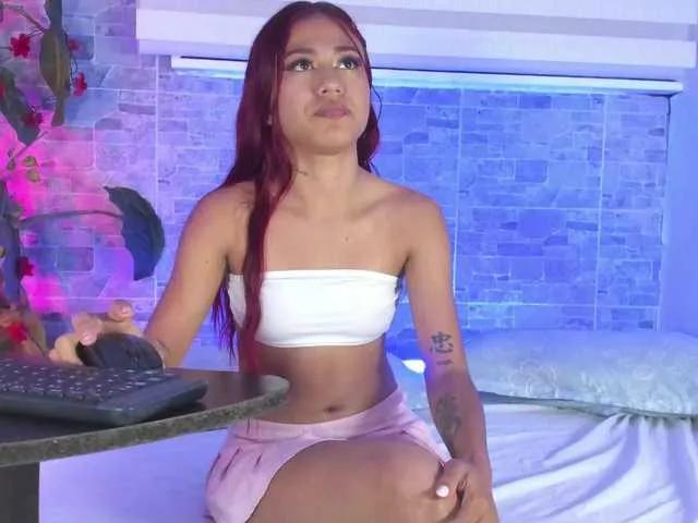 Offline BellaBlazze on BongaCams