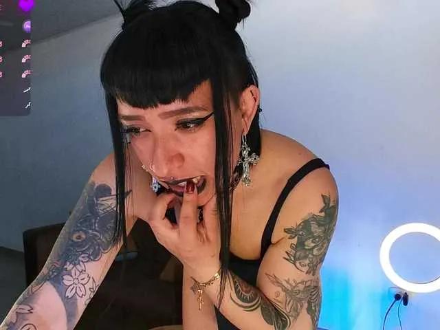 Offline Dahiandoll on BongaCams