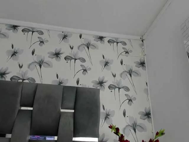 Freechat Ehotloveaxxx on BongaCams