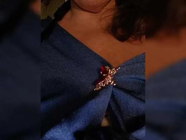 Offline EmpressLady on BongaCams