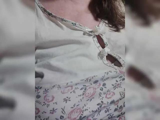 Offline EmpressLady on BongaCams