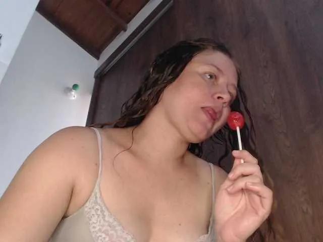 fisting-roxy on BongaCams