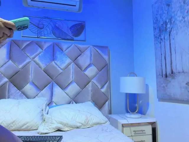 Freechat JenniferCruzz on BongaCams