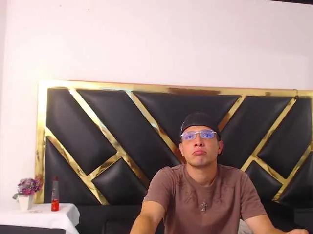 JimmyPamela on BongaCams 