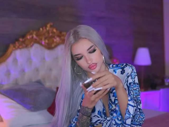 Freechat JuicyJessye on BongaCams