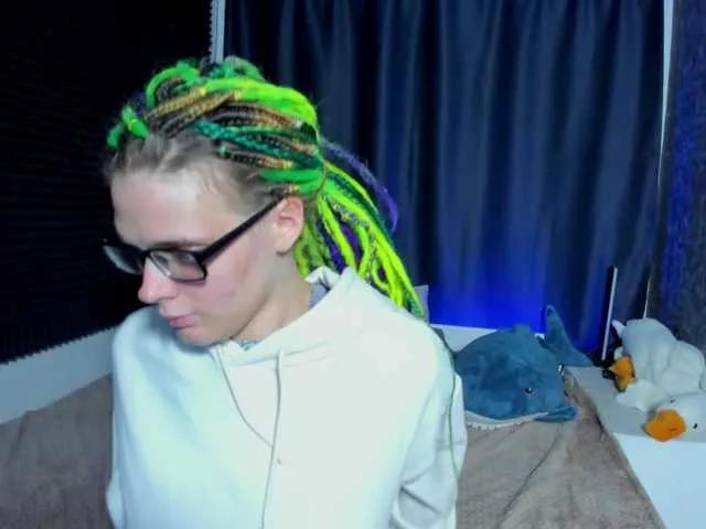 KIKIKrash on BongaCams 