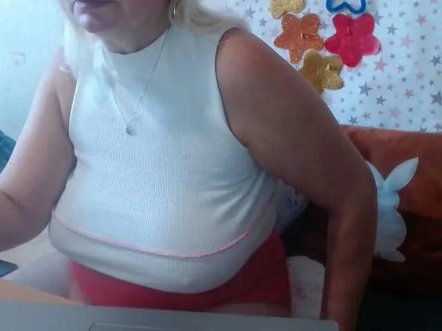 lanastar1 on BongaCams