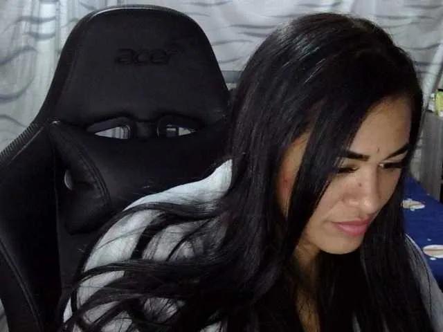 Freechat Letty33 on BongaCams