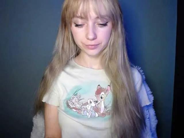 Freechat LuciaLovely on BongaCams