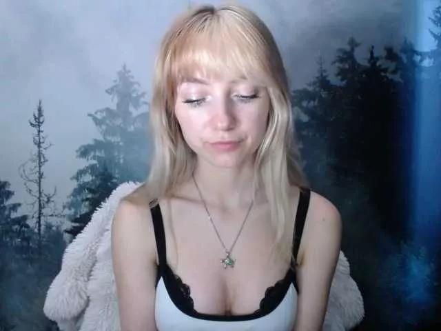 Freechat LuciaLovely on BongaCams