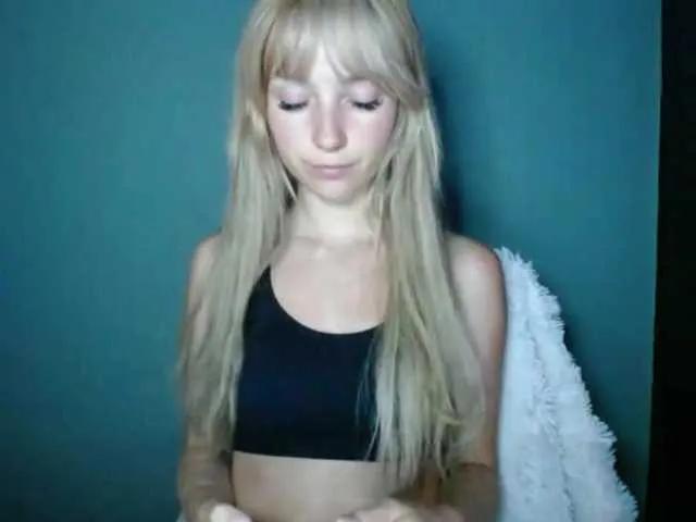 Freechat LuciaLovely on BongaCams