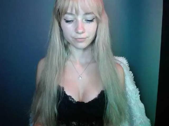 Freechat LuciaLovely on BongaCams